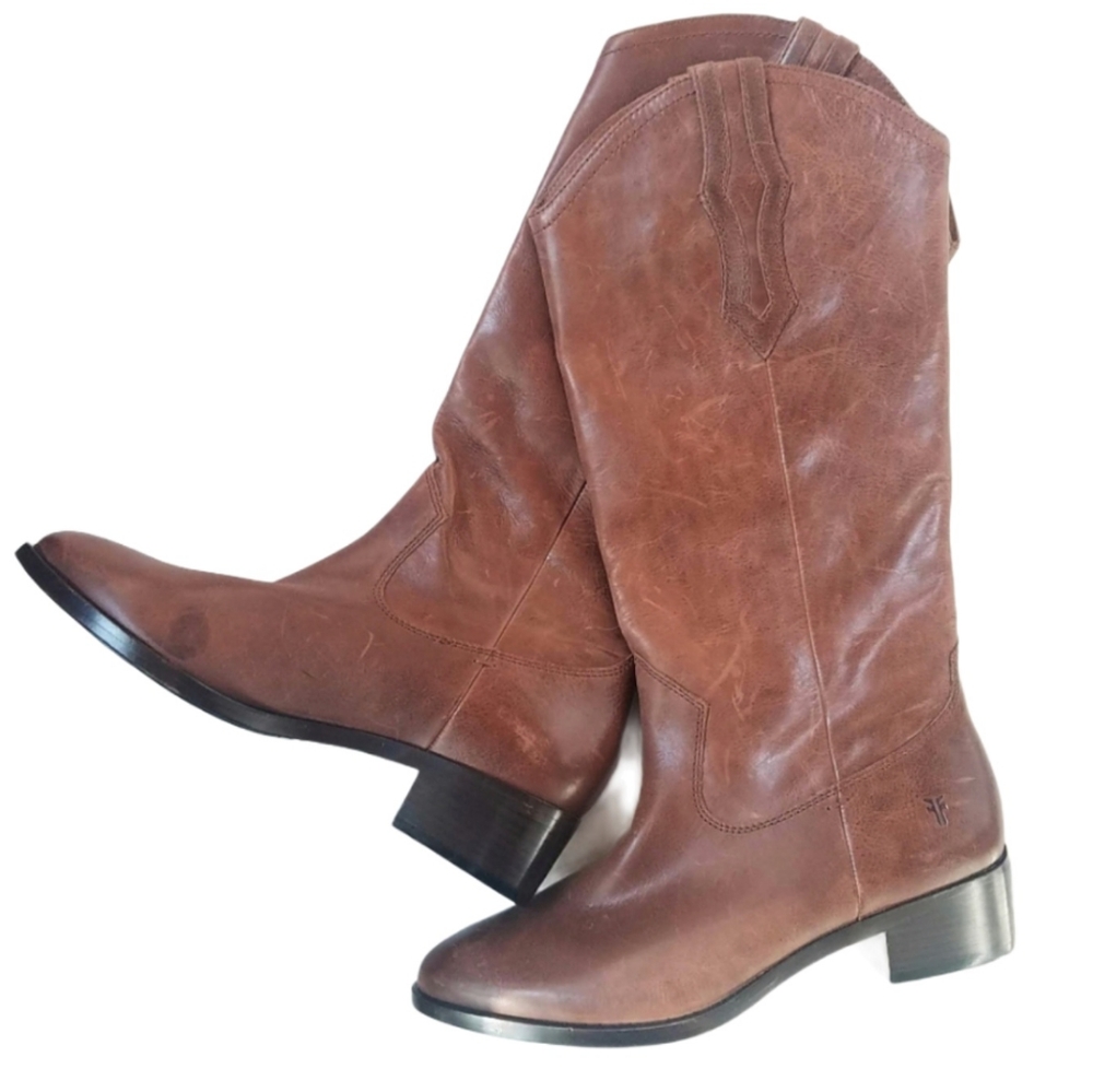Frye | Ray Western Pull-On Almond Toe Heeled Boots cognac size 6